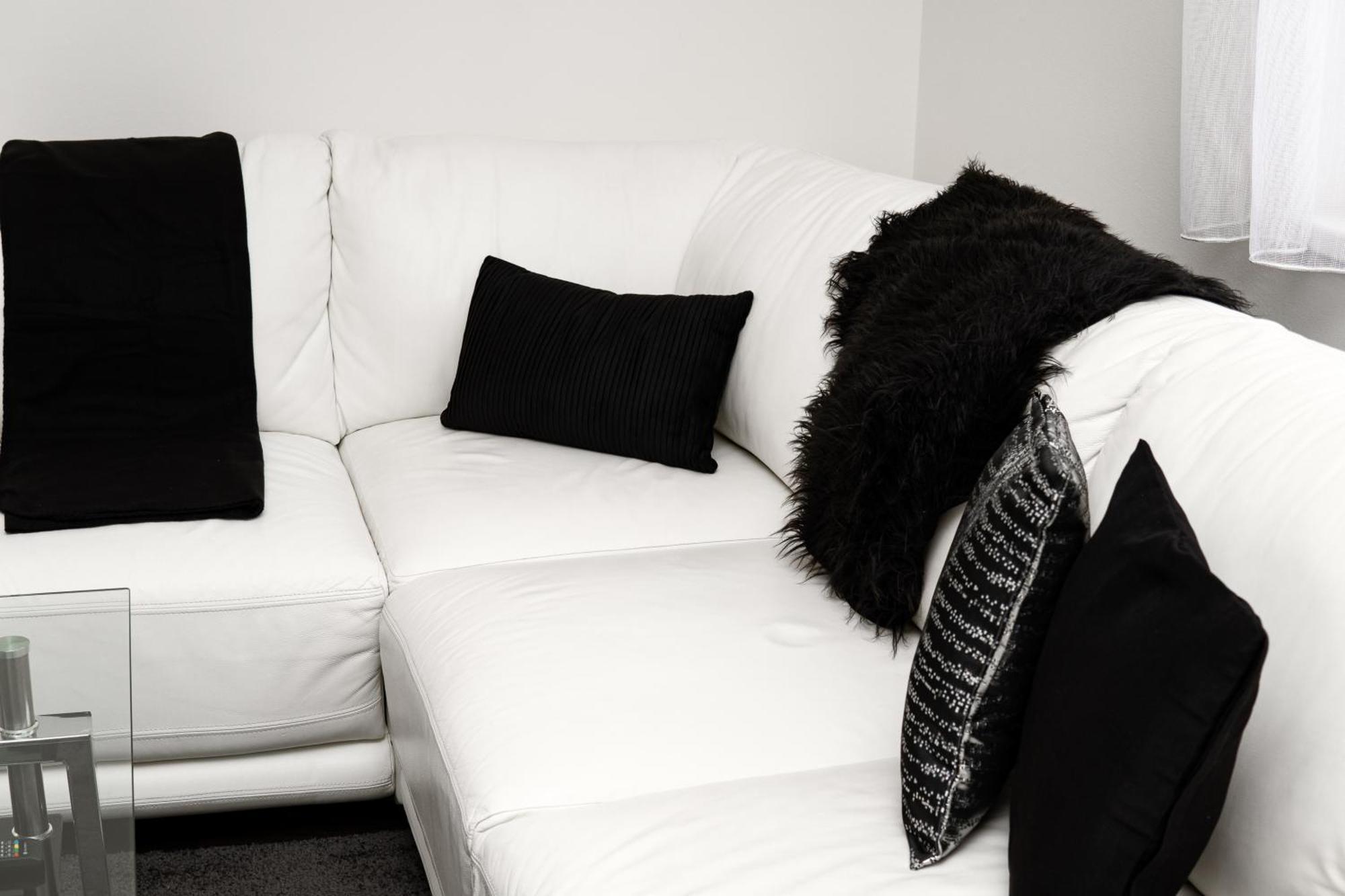 Bnb New Beautiful Apartment In The Center Of Ostrava With Option Garage Parking エクステリア 写真