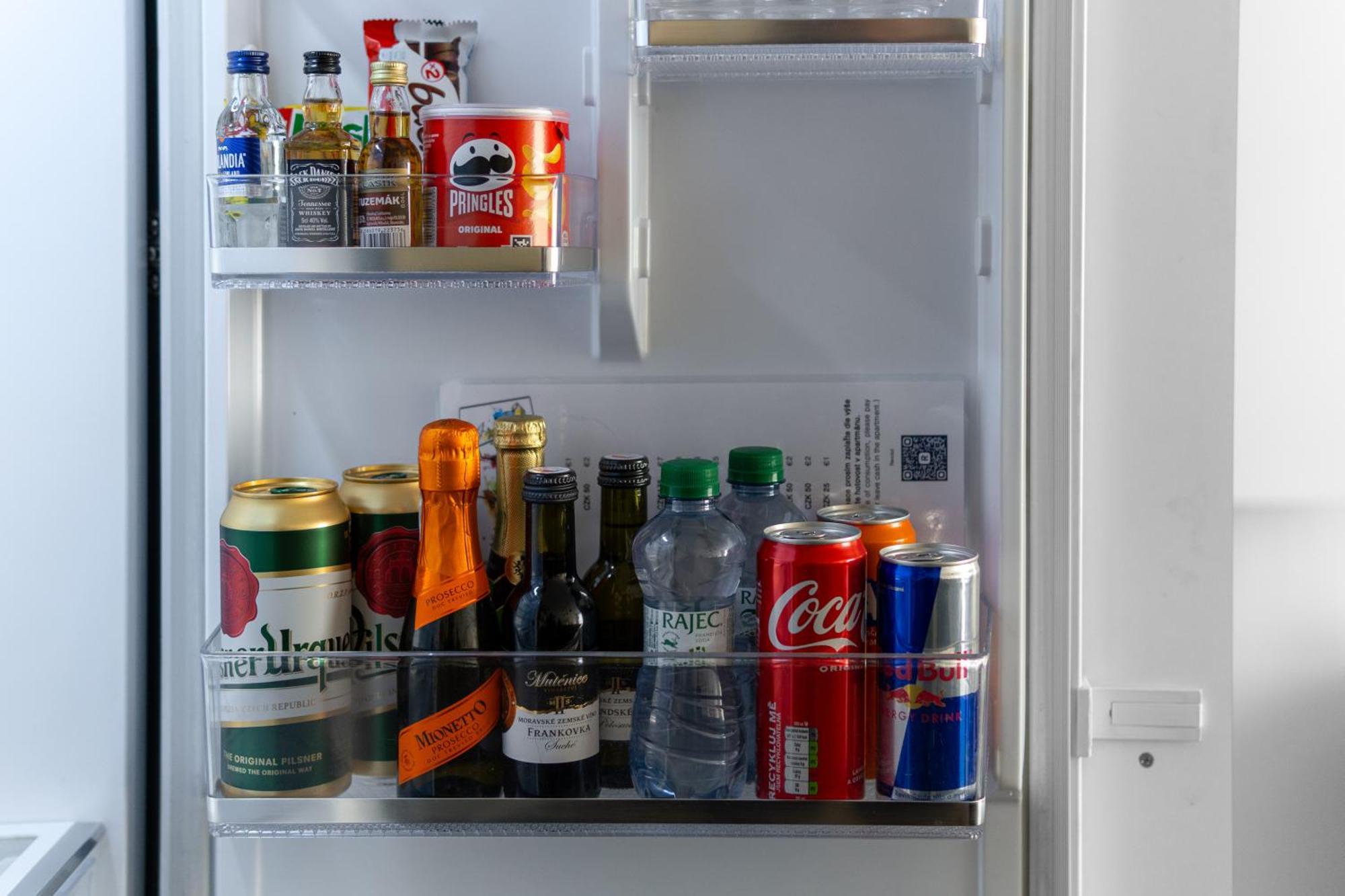 Bnb New Beautiful Apartment In The Center Of Ostrava With Option Garage Parking エクステリア 写真